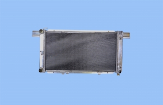 Wasserk�hler passend f�r Mercedes-Benz