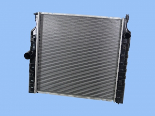 Wasserk�hler passend f�r Jeep