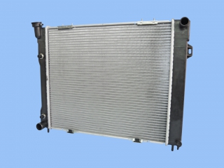 Wasserk�hler passend f�r Jeep