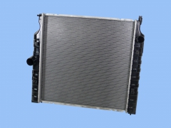 Wasserk�hler passend f�r Jeep