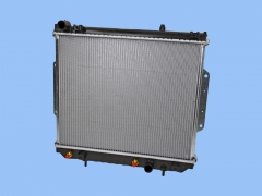 Wasserk�hler passend f�r Jeep